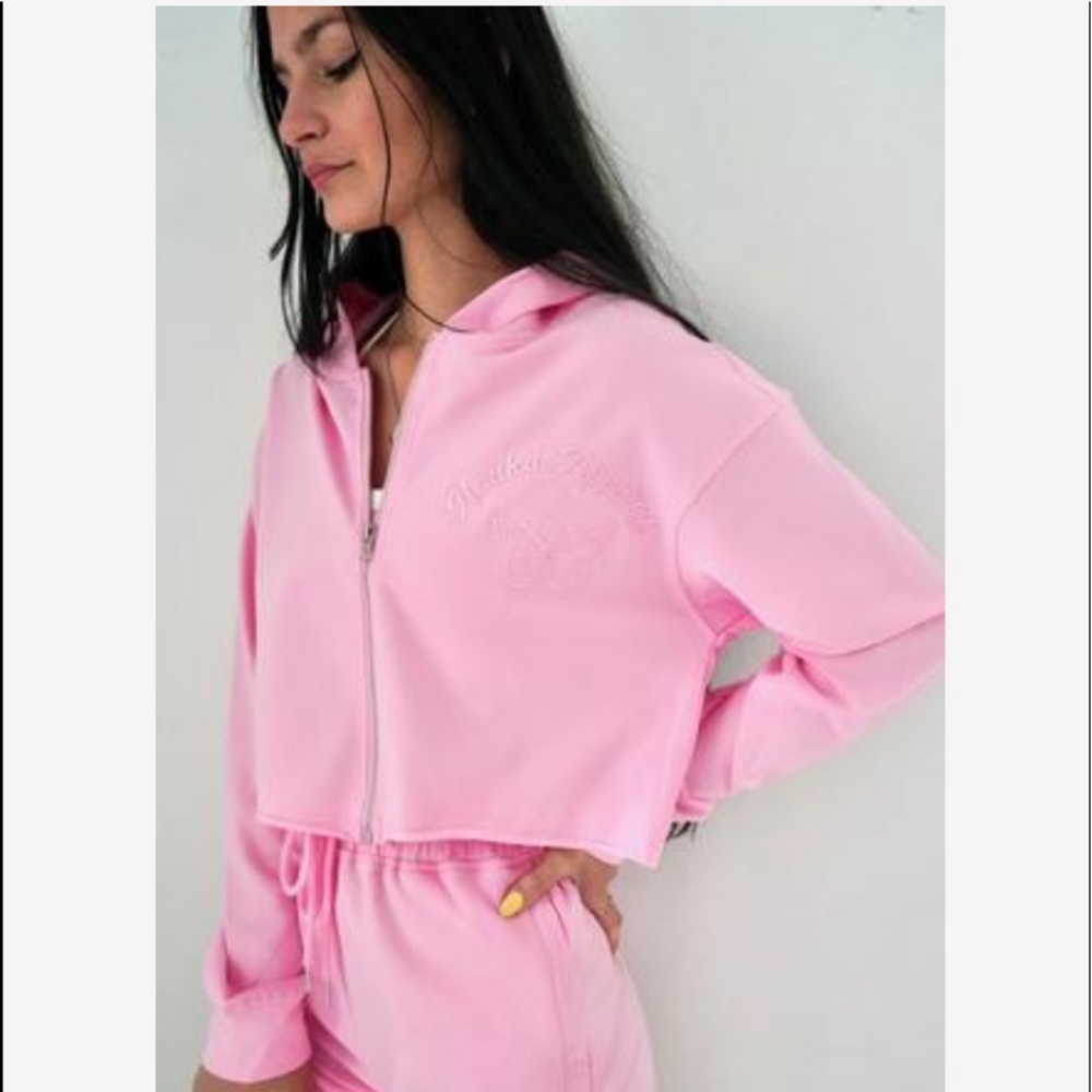 HOAKA APPAREL pink butterfly cropped zipper hoodie